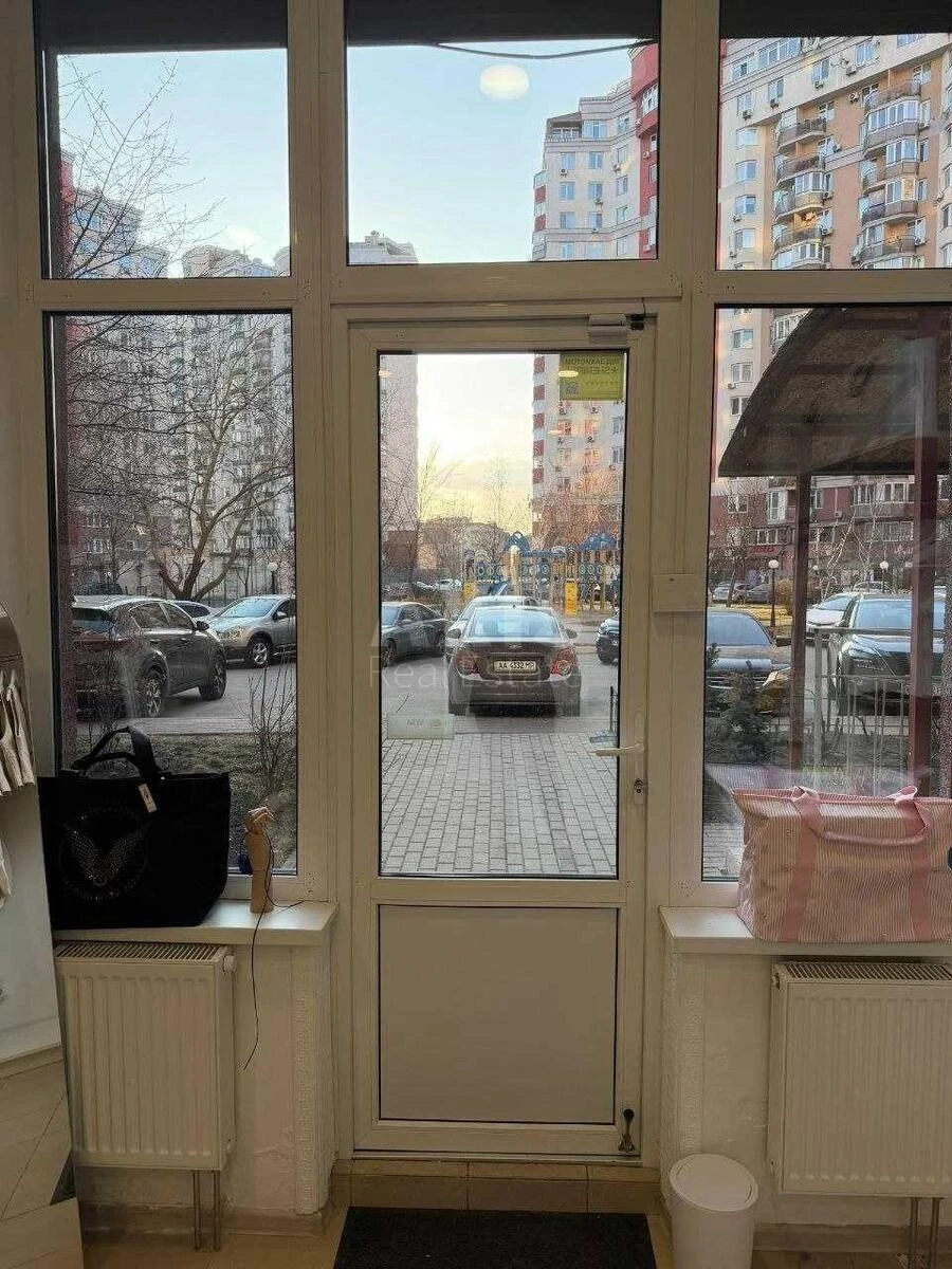 Trade object vul. Stepana Rudnytskoho 3/7, 63m2697310