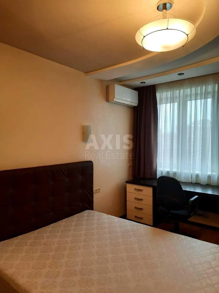 2к квартира ул. Голосеевская 137057412