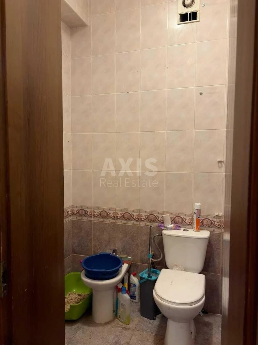 Office vul. Oleksandra Konyskoho 46, 200m2646632