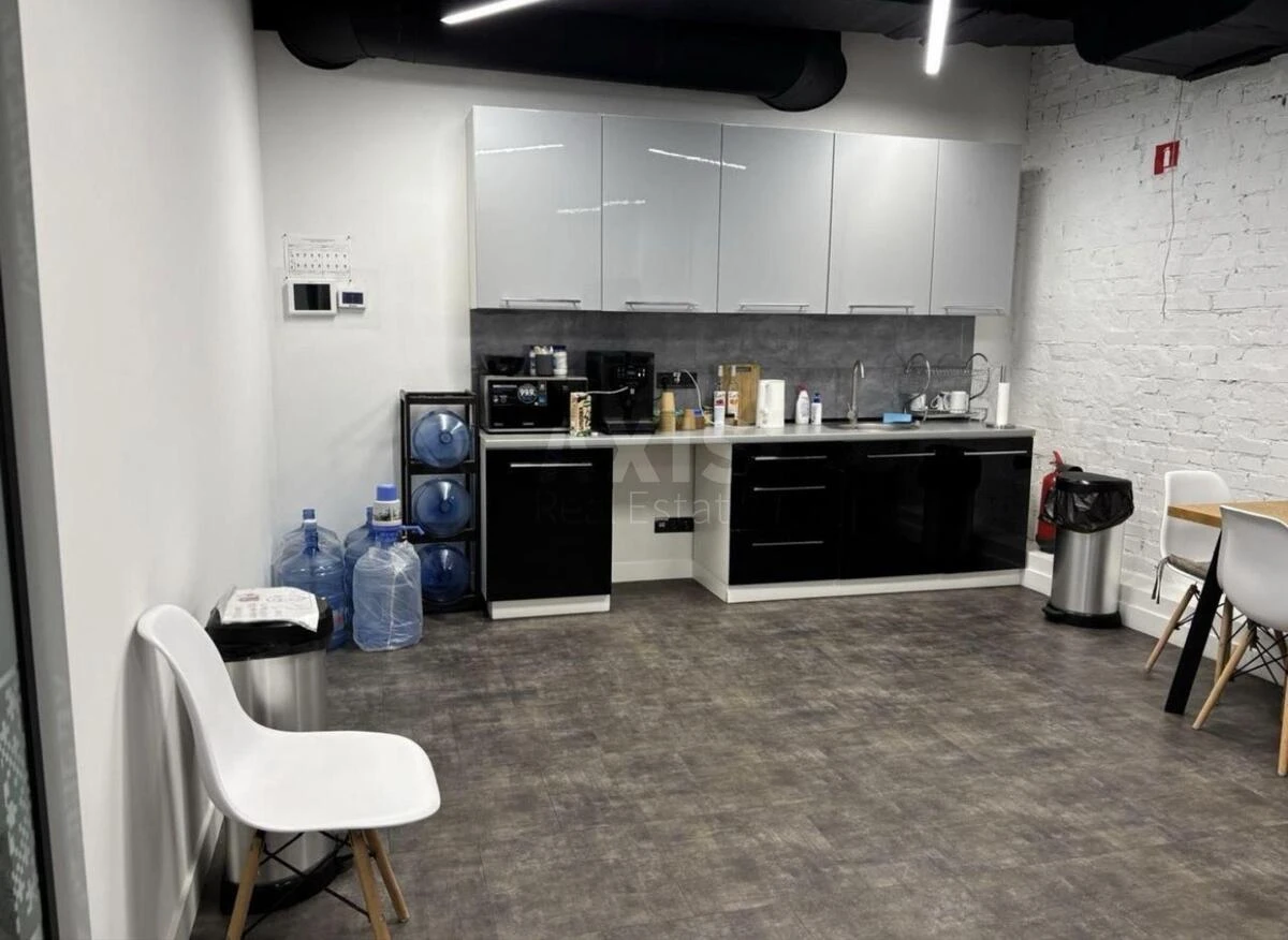Office vul. Myhajla Maksymovycha 8, 450m2691816