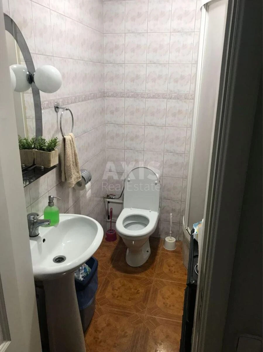 Объект торговли ул. Василия Тютюнника 5, 100м2563264