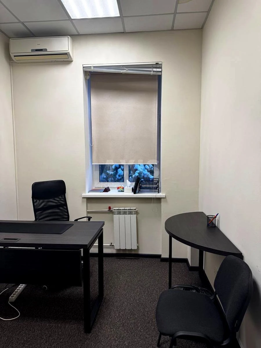 Office vul. Saksagans'kogo 111А, 696m2661915