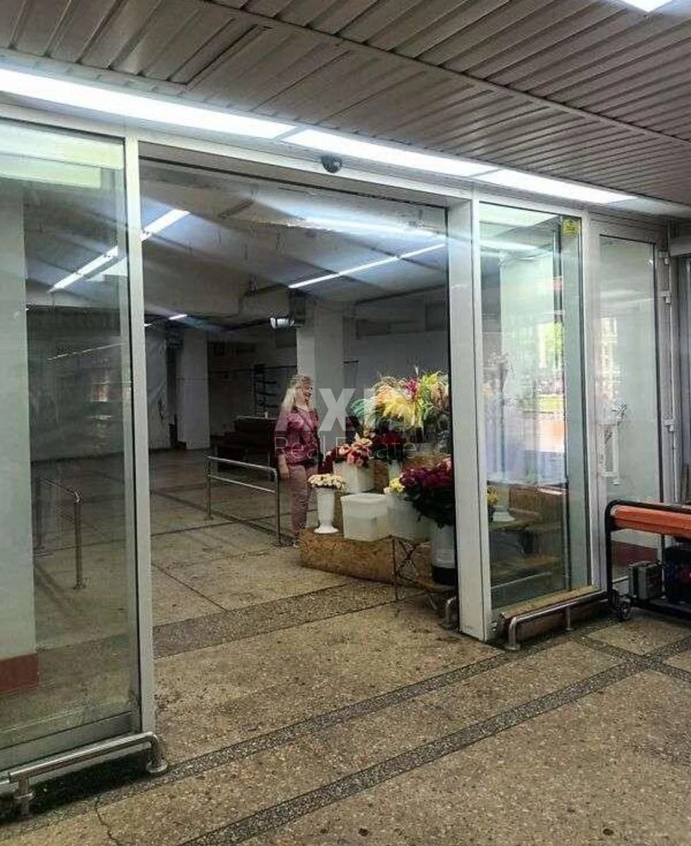 Office vul. Verhnij Val 16, 500m2339290