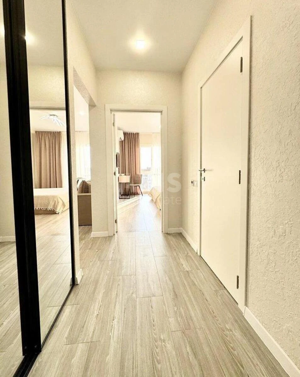 1k apartment vul. Myhajla Maksymovycha 28Е6942211