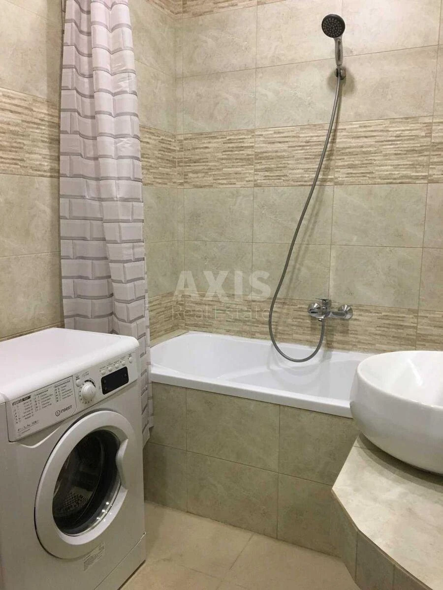 2к квартира ул. Михаила Максимовича 26710956