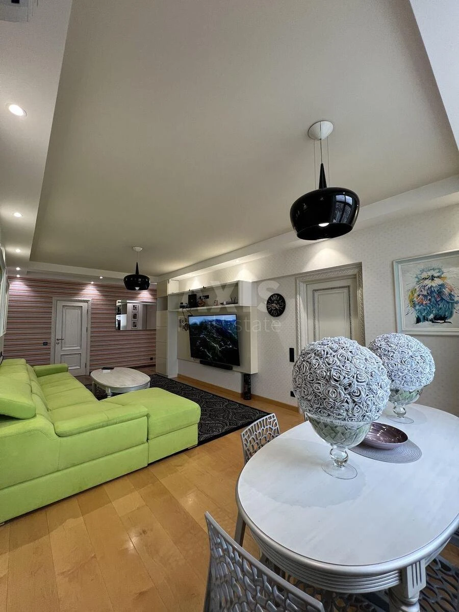 3k apartment vul. Dragomanova 40Е671071