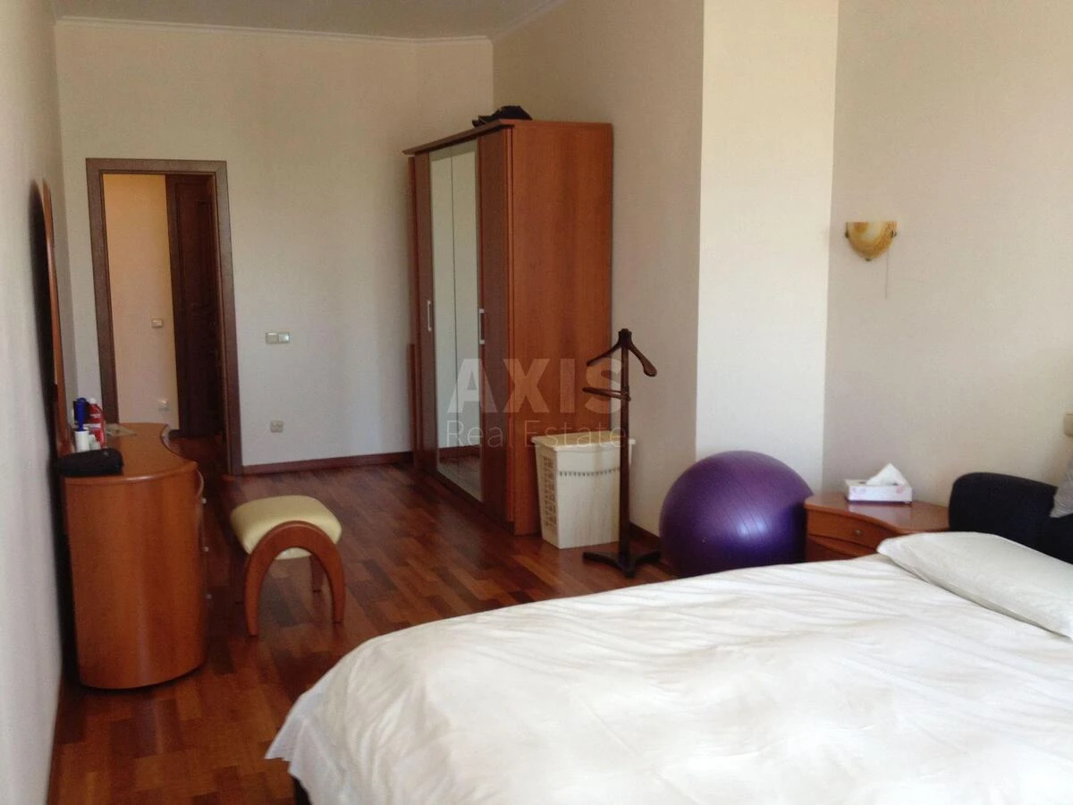 4k apartment vul. Saksagans'kogo 121687803