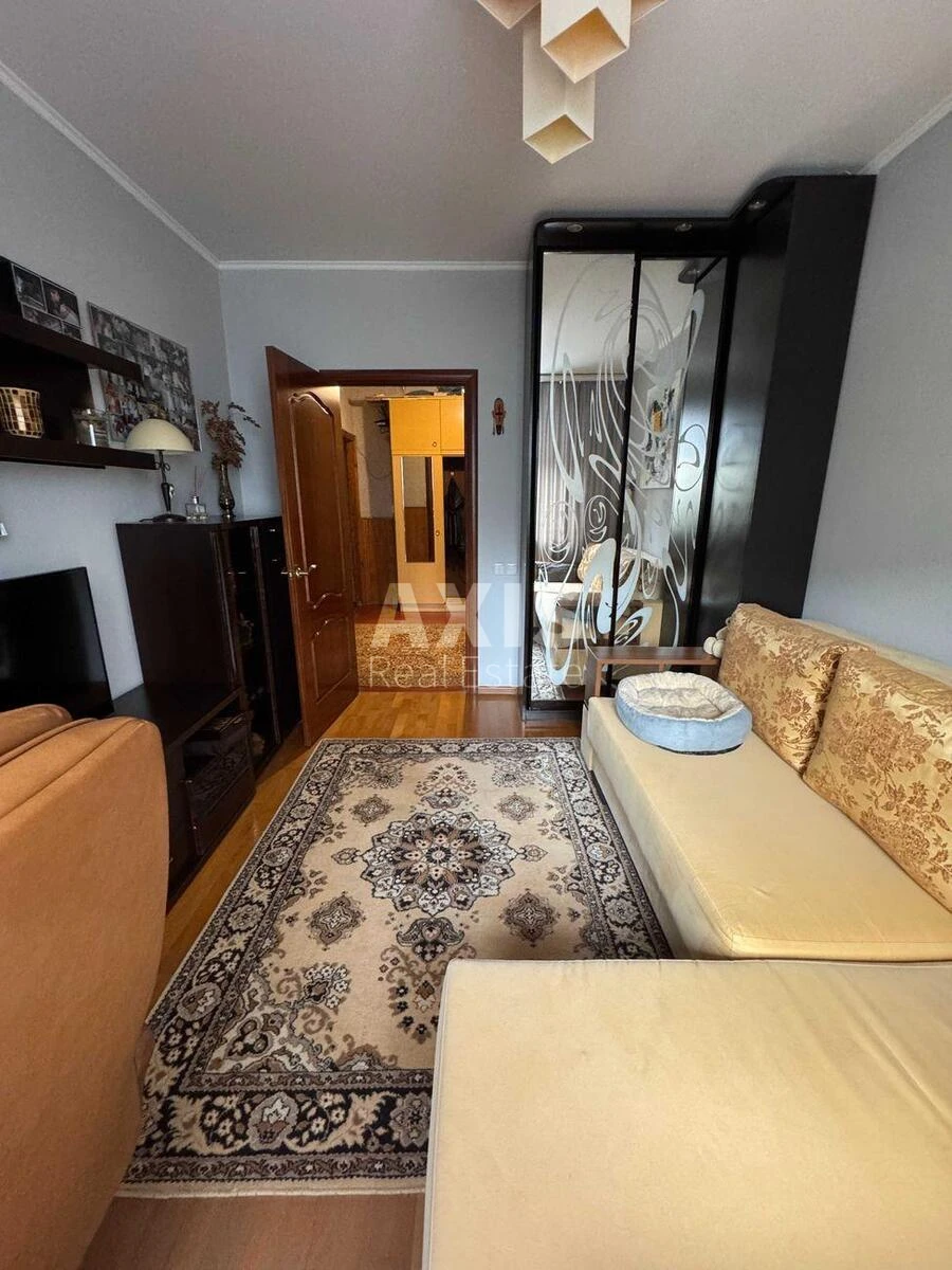 3k apartment pr-t Chervonoyi Kalyny sixty-six A701993