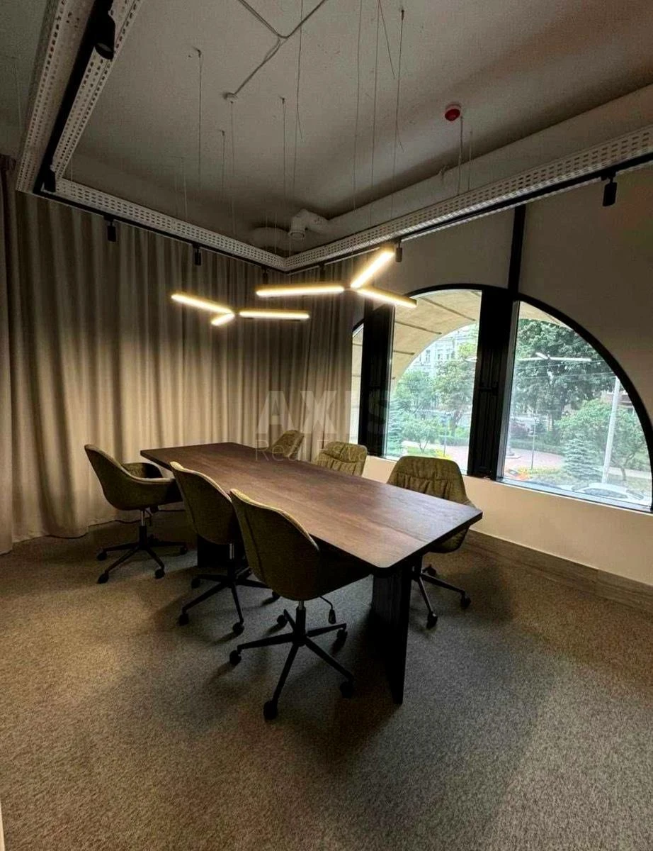 Office vul. Bul'varno-Kudrjavs'ka 17, 208m26686710