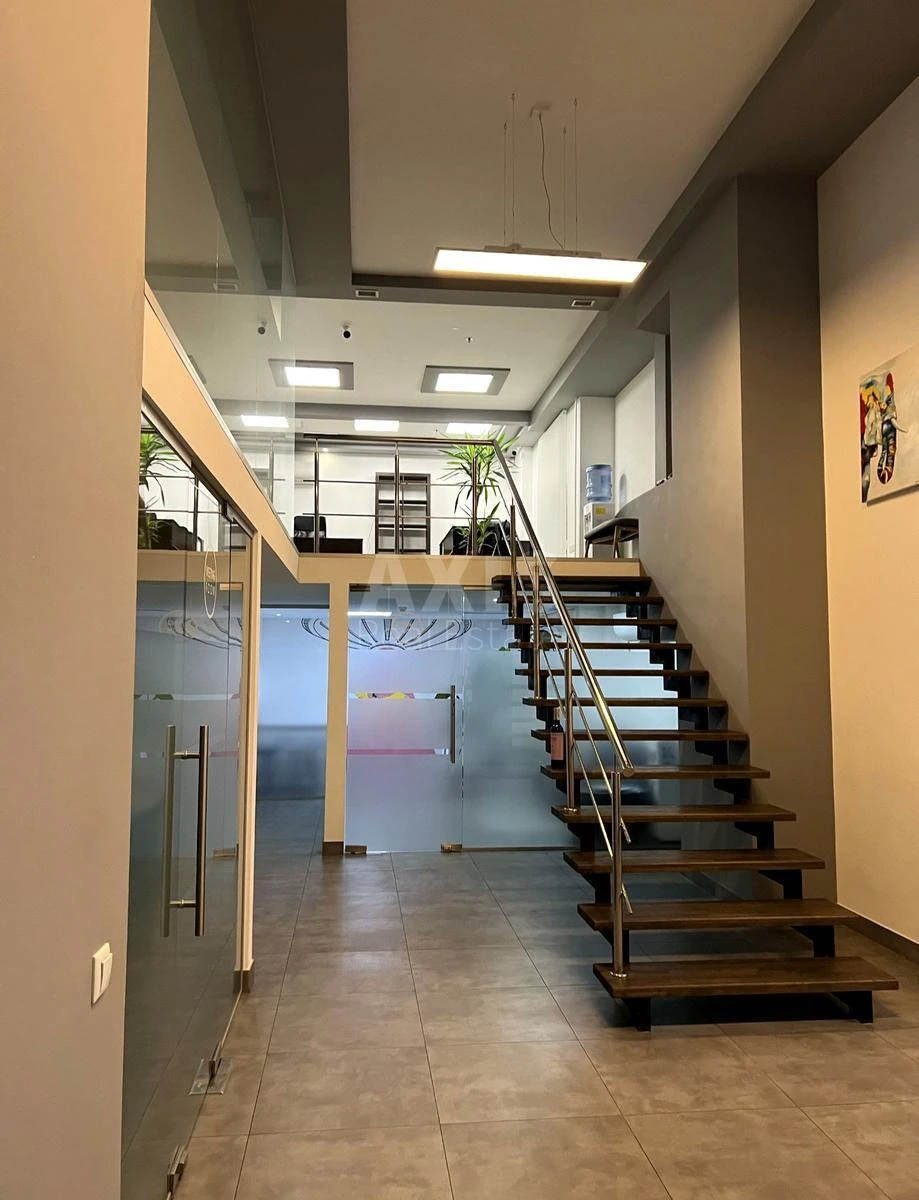 Office vul. Saksagans'kogo 70А, 384m266878