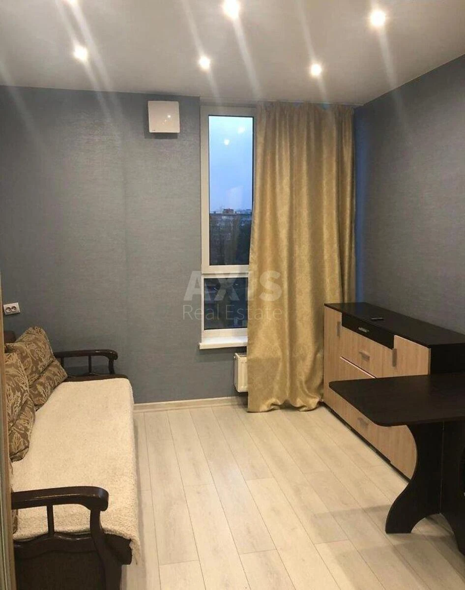 1k apartment pr-t Sobornosti 17706521