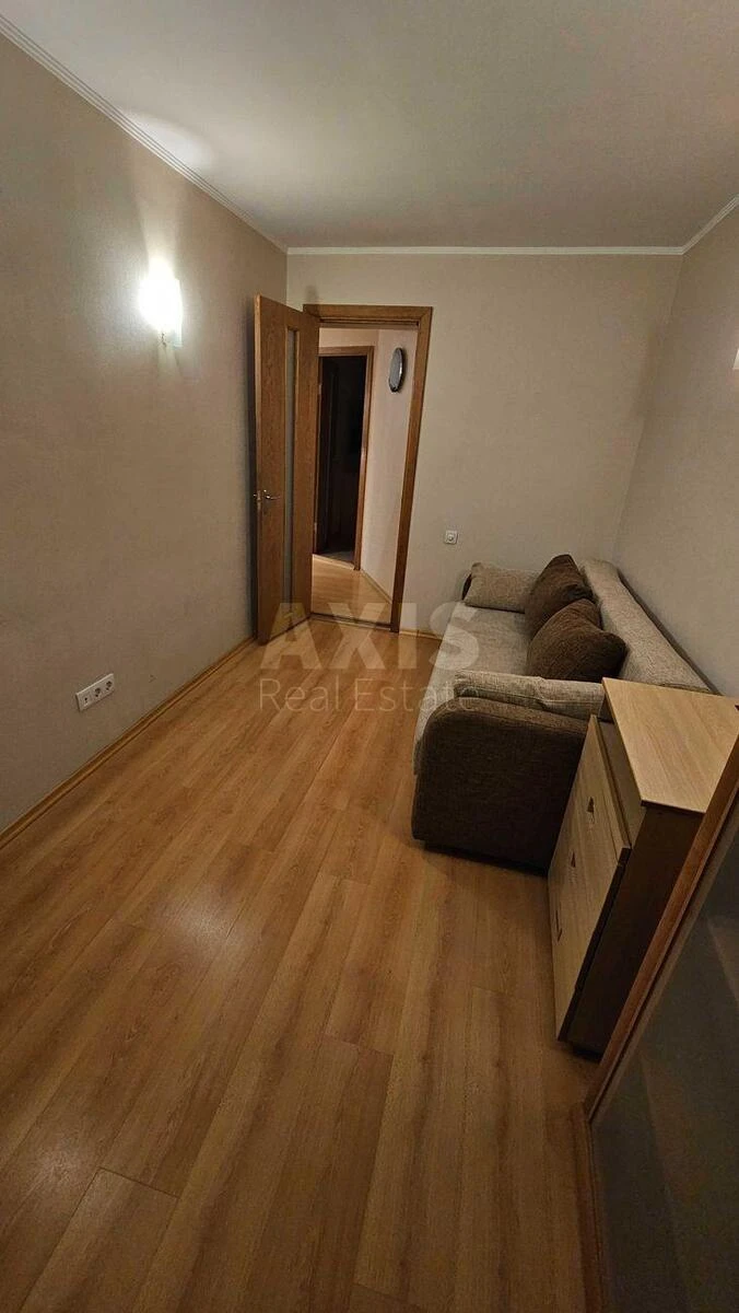 3к квартира ул. Евгения Коновальца 15/2718787