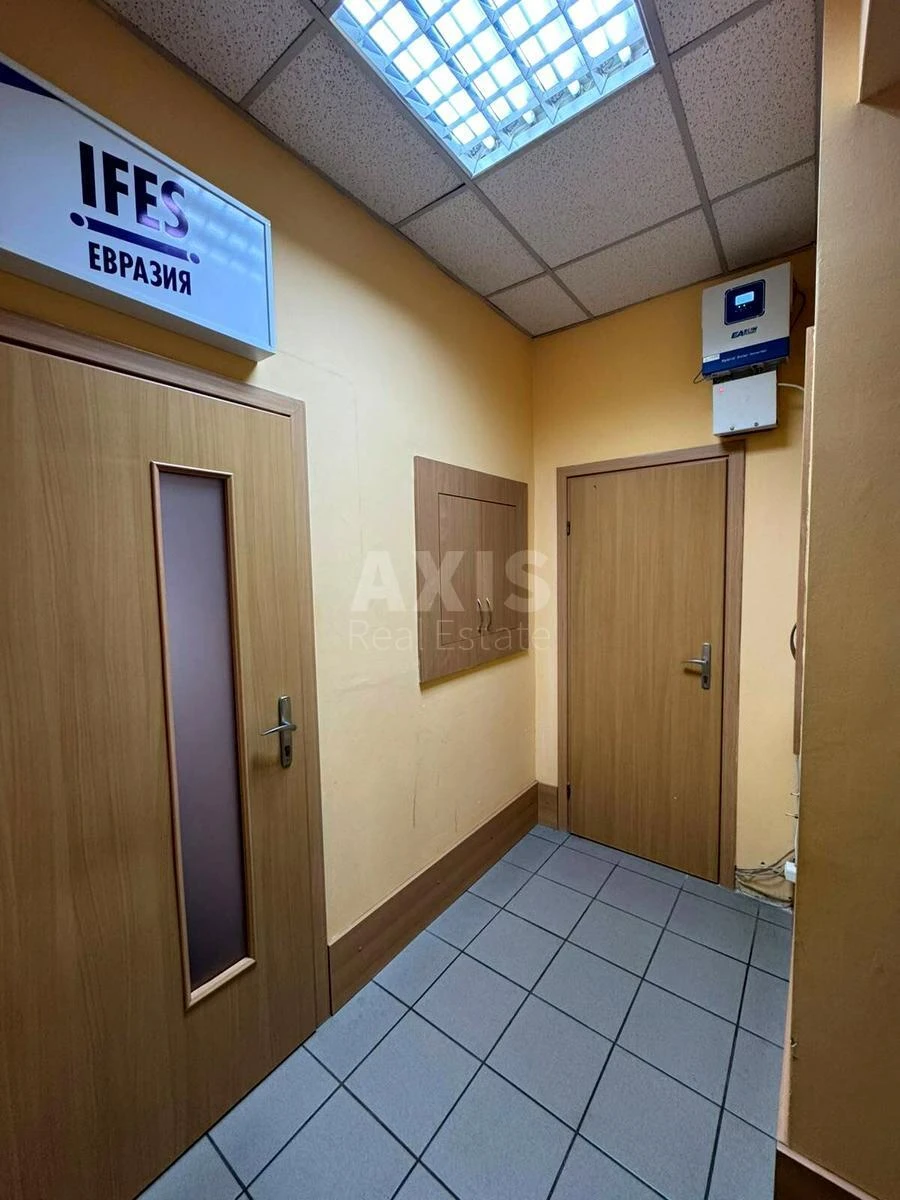 Office vul. Ahmatovoi' Anny 3А, 202m2704366