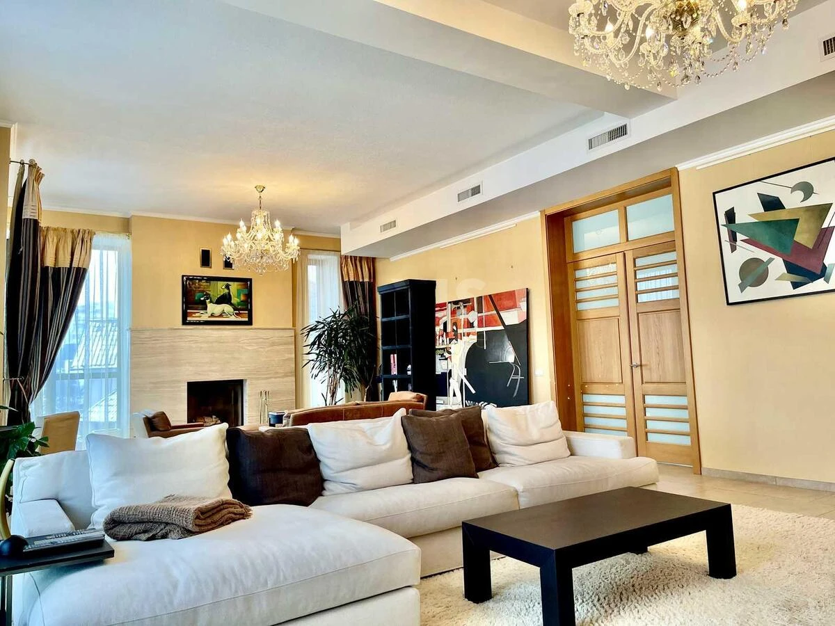 Дoм ул. Редутная, 575м2, город Киев704543