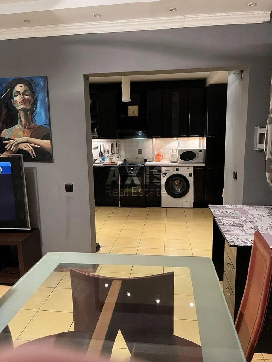 2k apartment vul. Miljutenka 17B48043