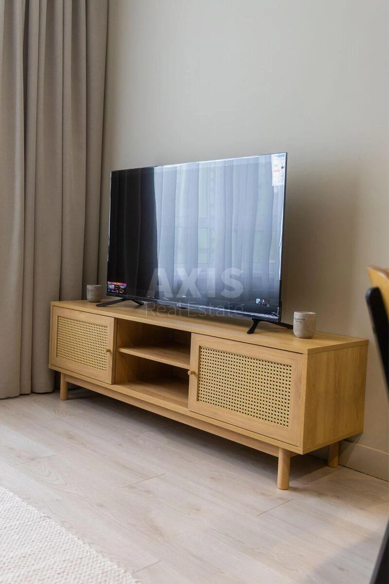 2k apartment nab. Dniprovs'ka 15679644