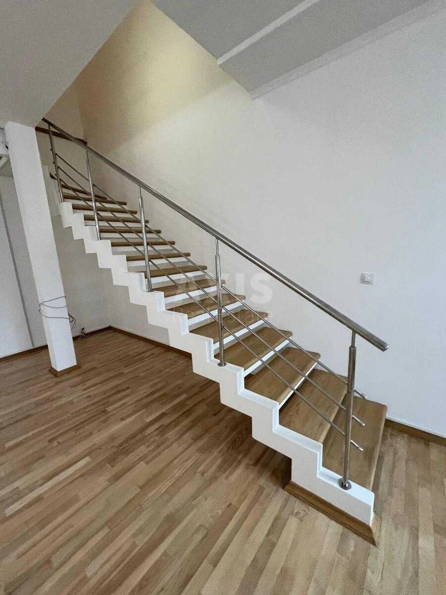 Office prov. Shevchenka 13/21, 210m2692729