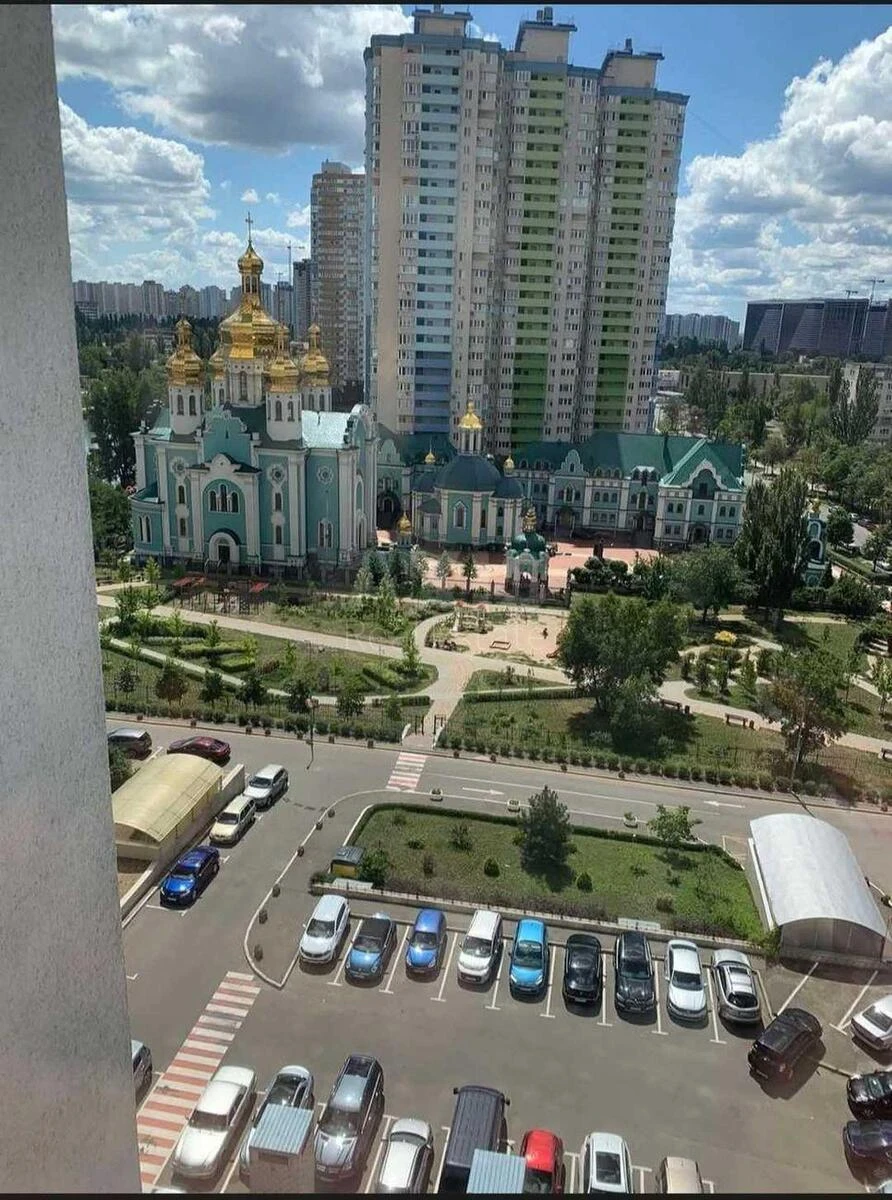 2k apartment vul. Shums'kogo Jurija 1683843