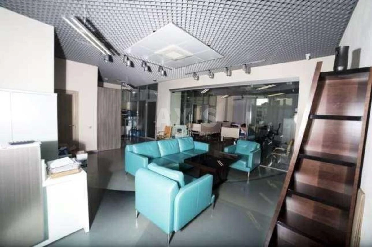 Office vul. Antonovycha 33В, 150m2710634