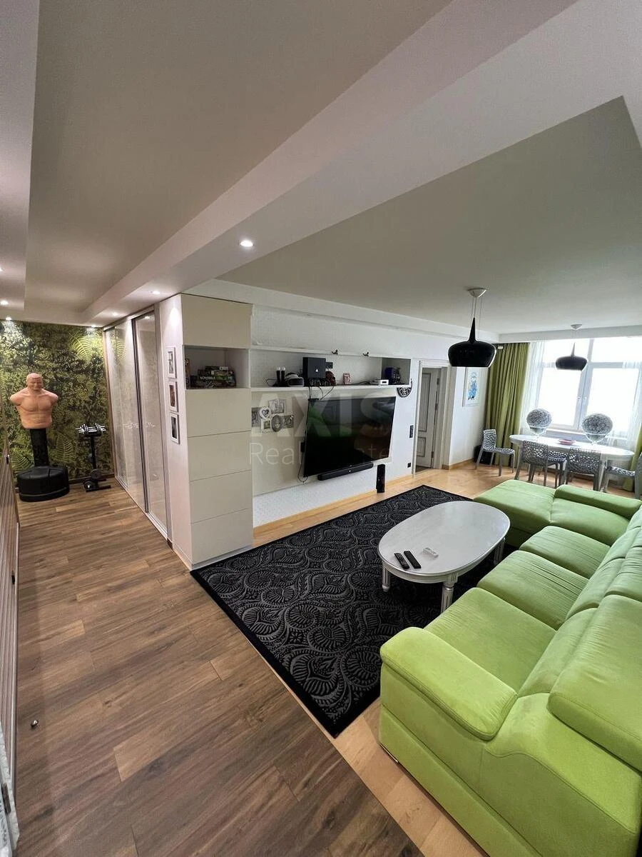 3k apartment vul. Dragomanova 40Е671072