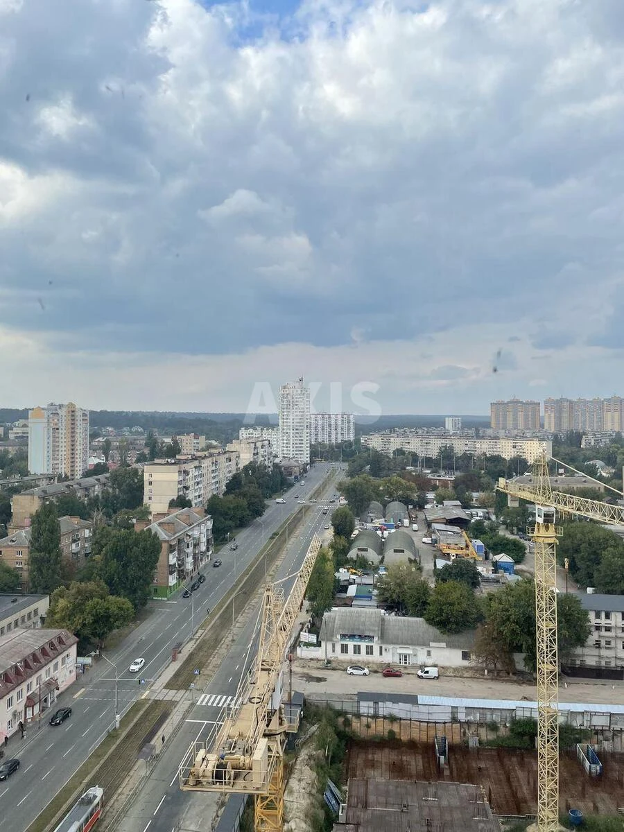 2к квартира ул. Бережанская 86855913