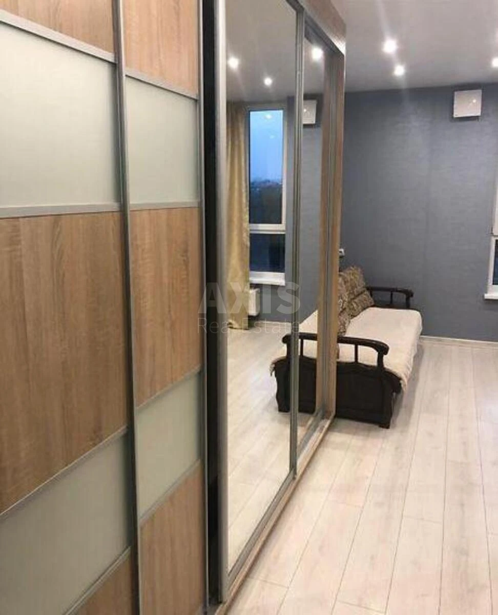 1к квартира пр-т Соборности 17706522