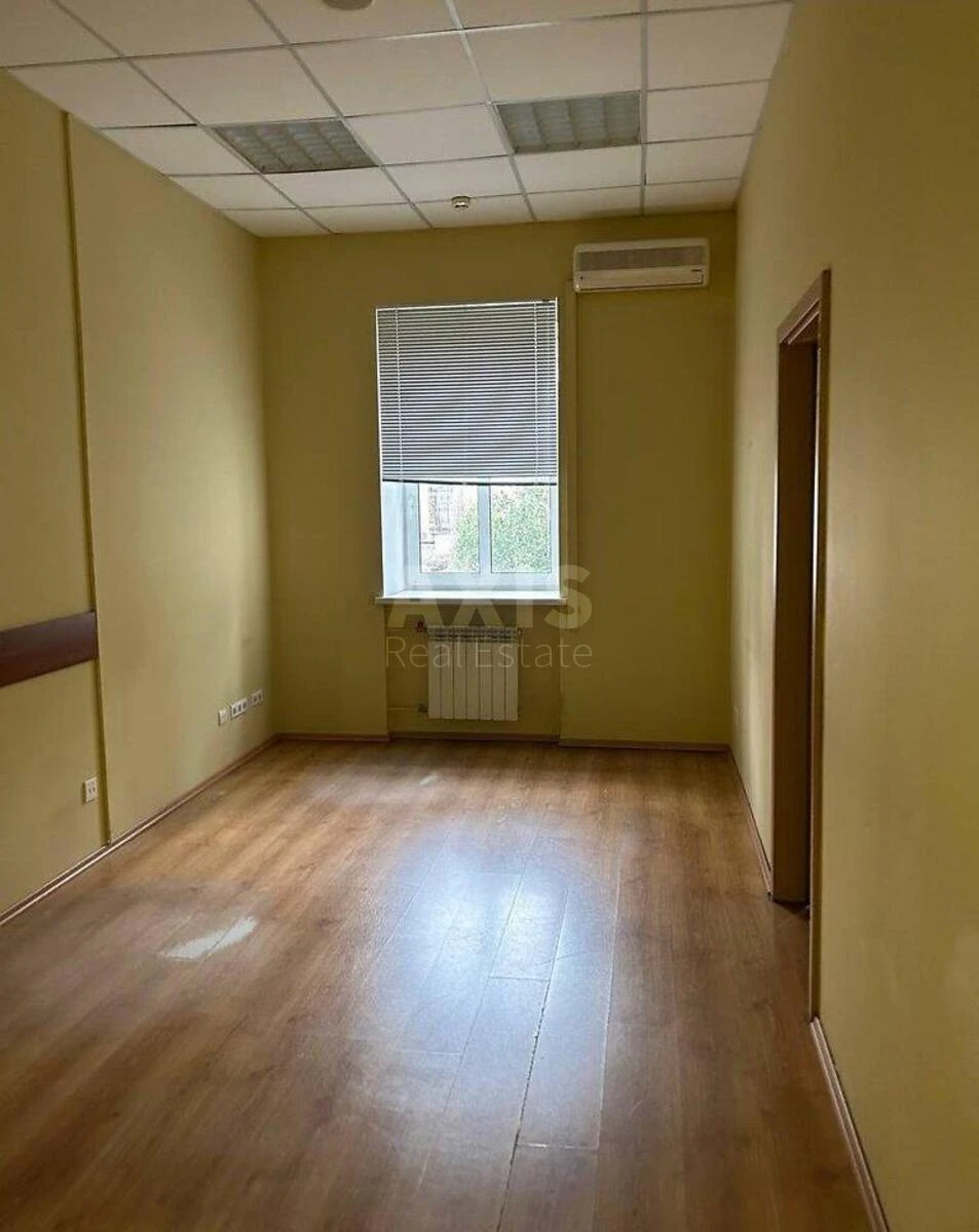 Office vul. Saksagans'kogo 111А, 696m2690972