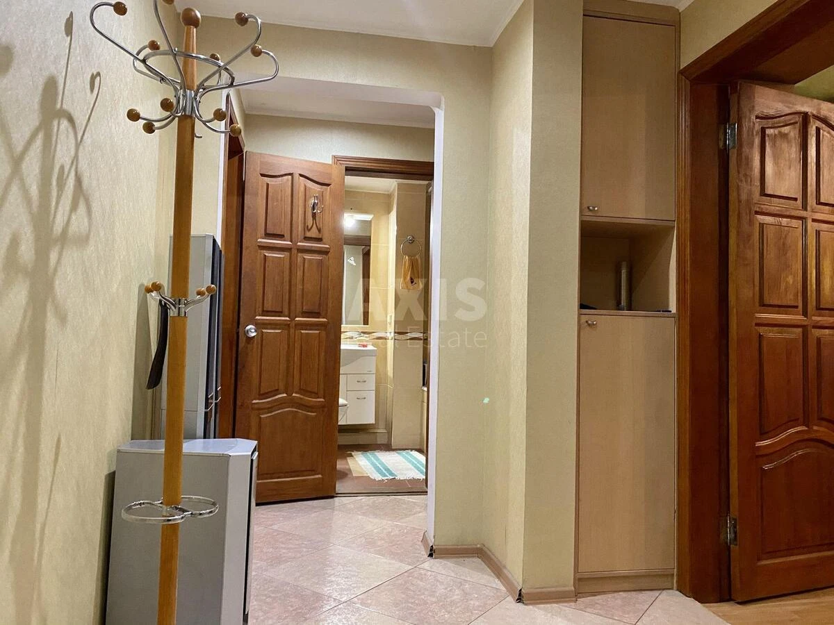 2к квартира ул. Кубанской Украины 39638156