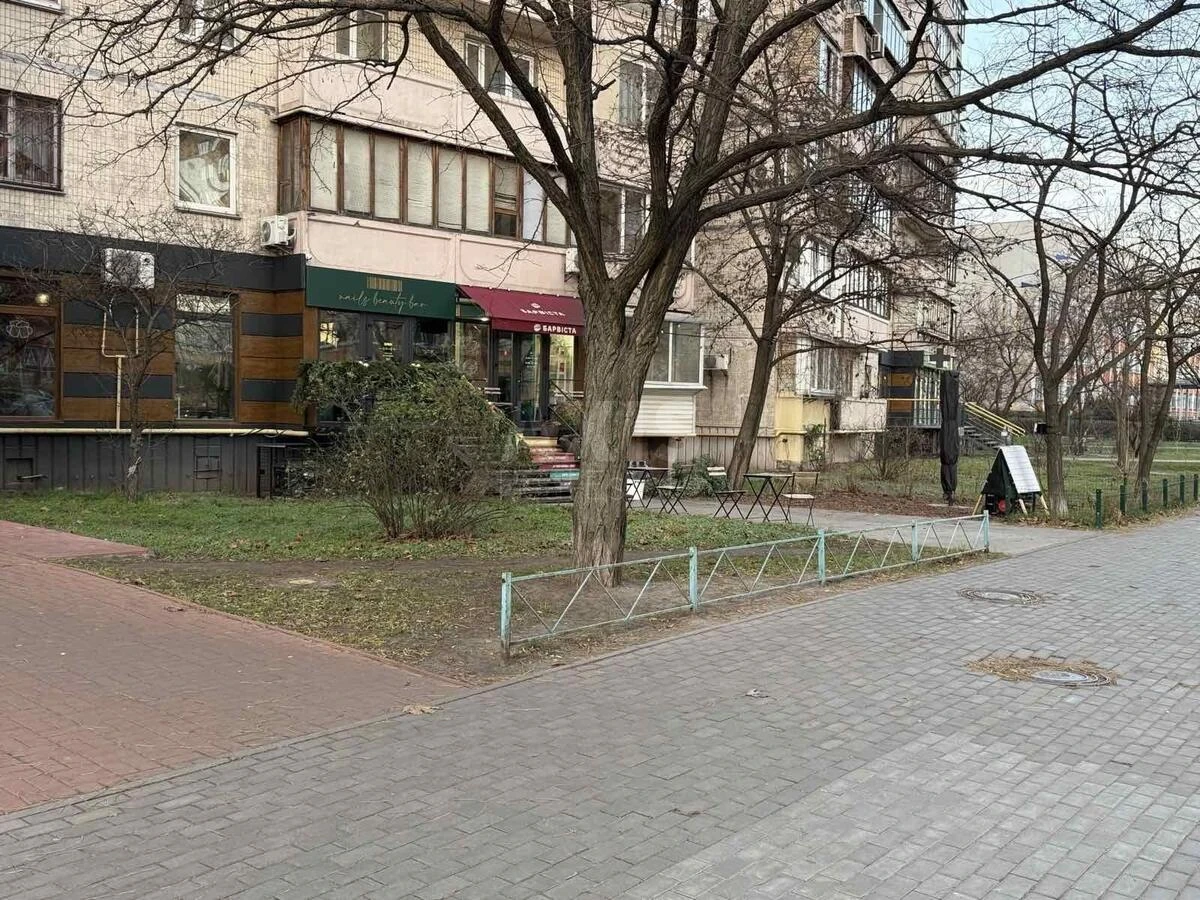 Объект сервиса ул. Княжий Затон 12, 56м2674794