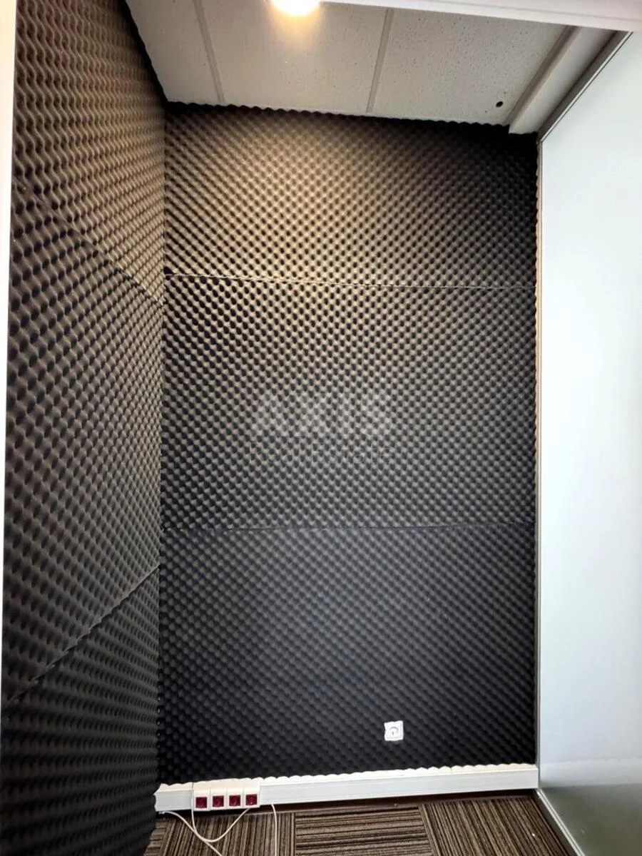 Office vul. Pymonenka Mykoly 13, 491m2678518