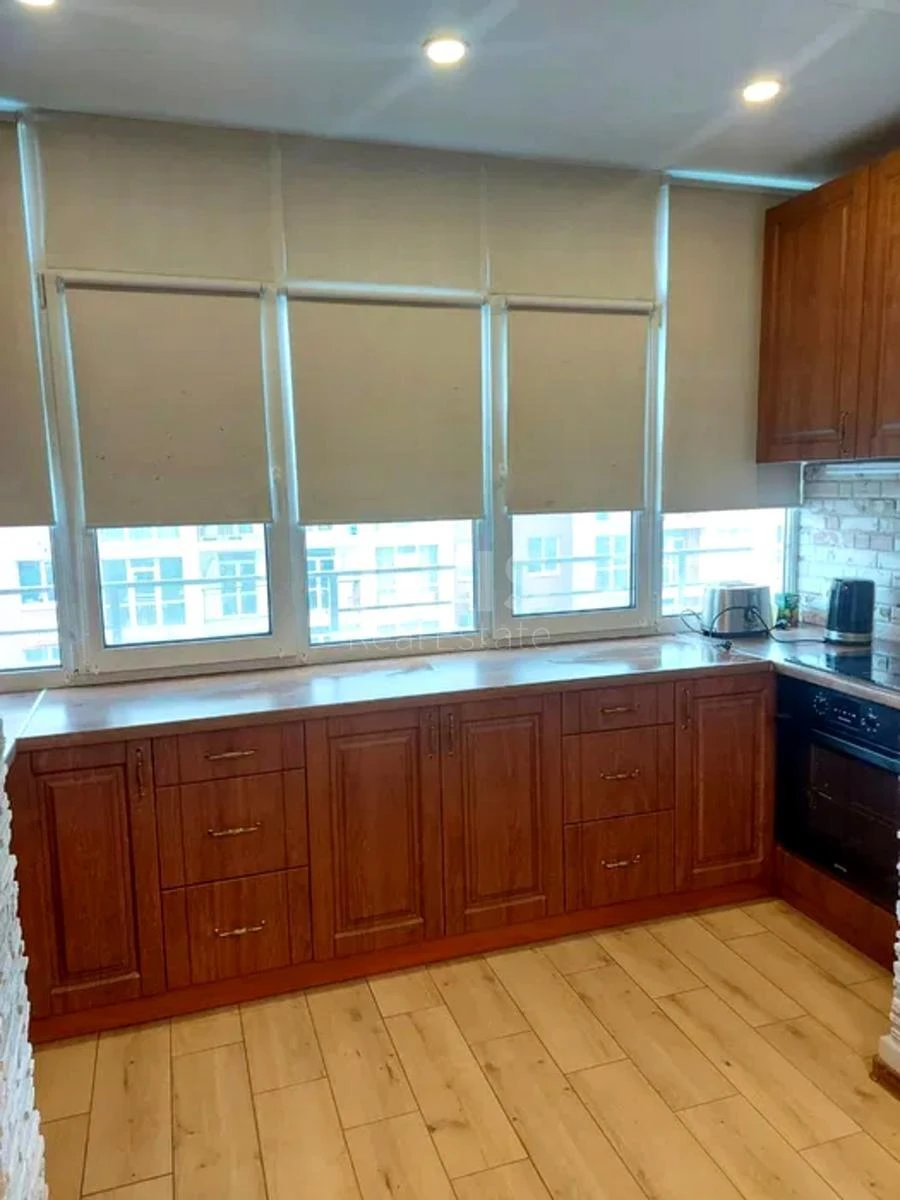 2k apartment vul. Lypkivs'kogo Vasylja Mytropolyta 37Б617990