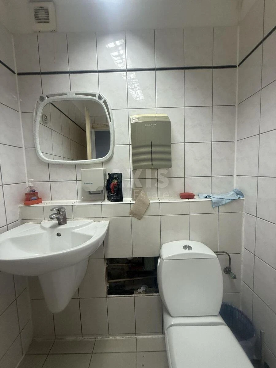 Office vul. Novatoriv 9А, 233m2717445