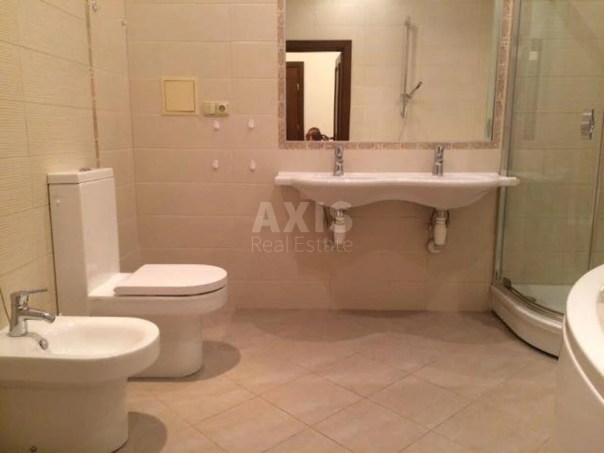 4k apartment vul. Saksagans'kogo 121687805