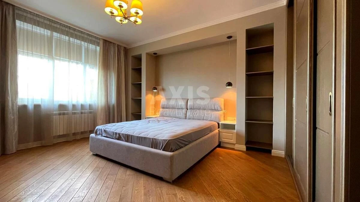 3k apartment vul. Antonovycha 727019113
