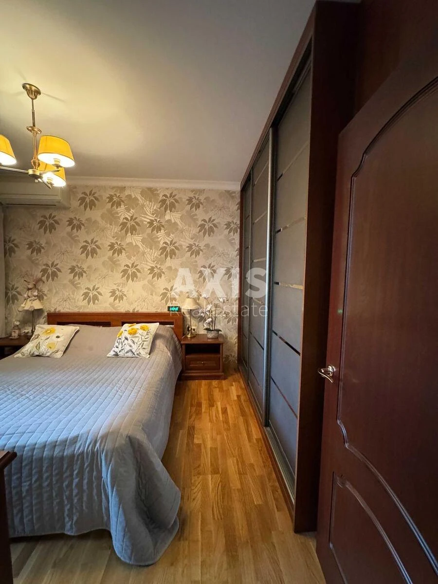 3k apartment pr-t Chervonoyi Kalyny sixty-six A701995