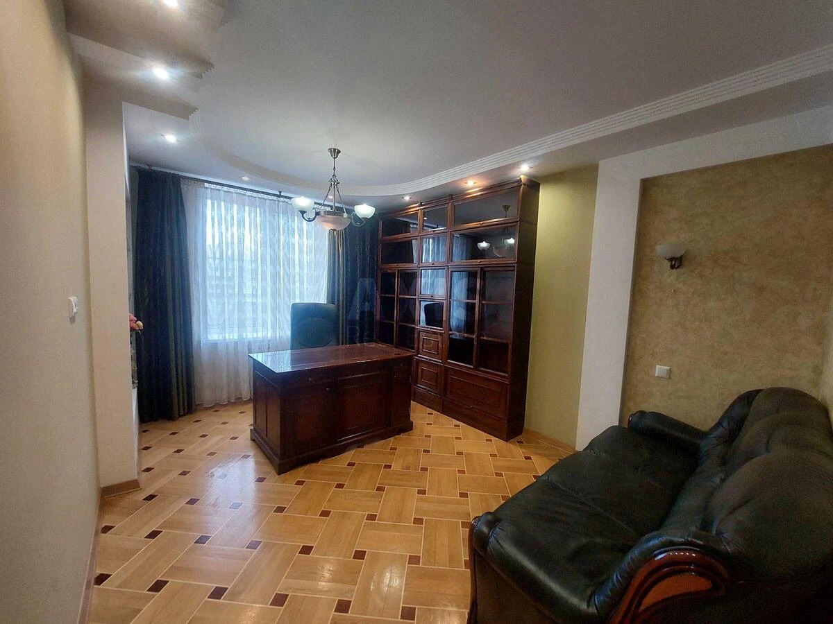 4к квартира ул. Юлии Здановской 54А699317