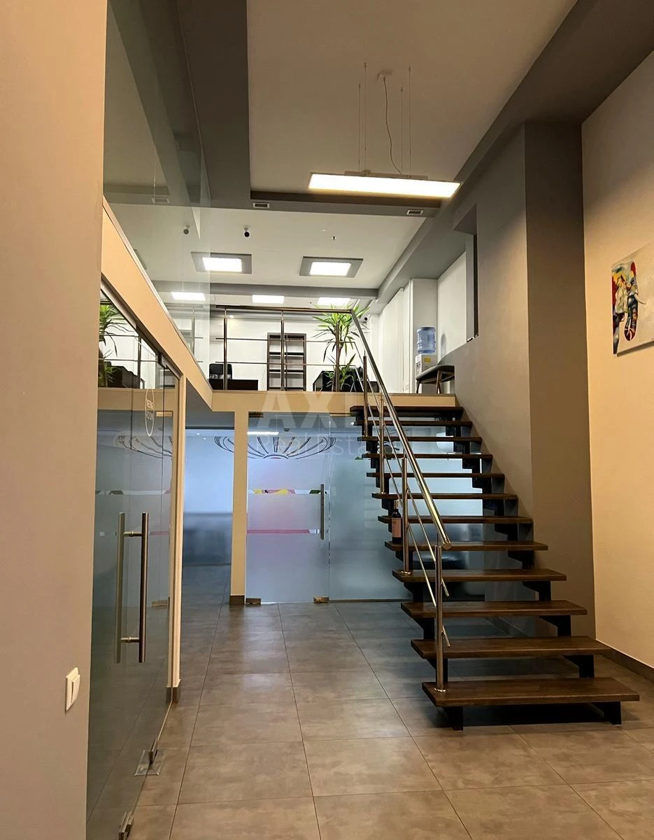 Office vul. Saksagans'kogo 70А, 384m2668781