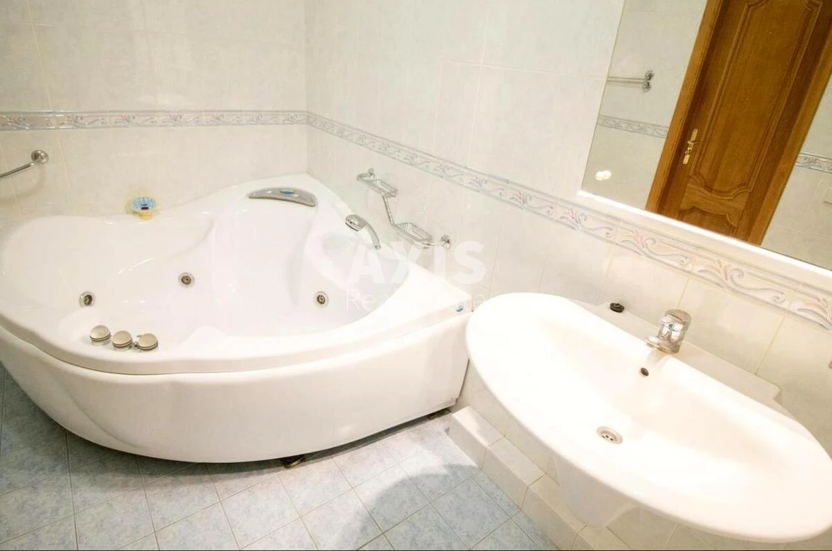 4k apartment vul. Andriya Verkhohlyada 4610455