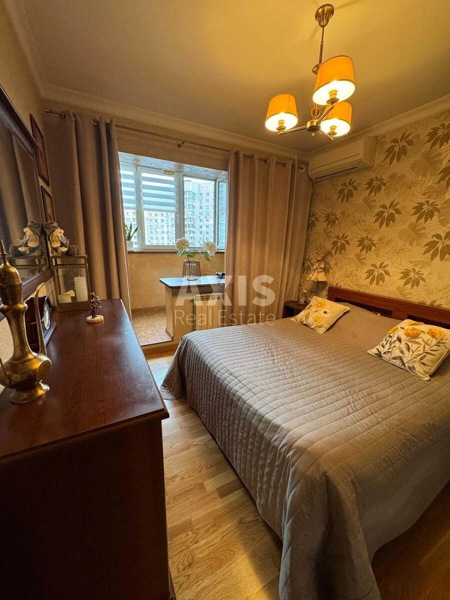 3k apartment pr-t Chervonoyi Kalyny sixty-six A701996