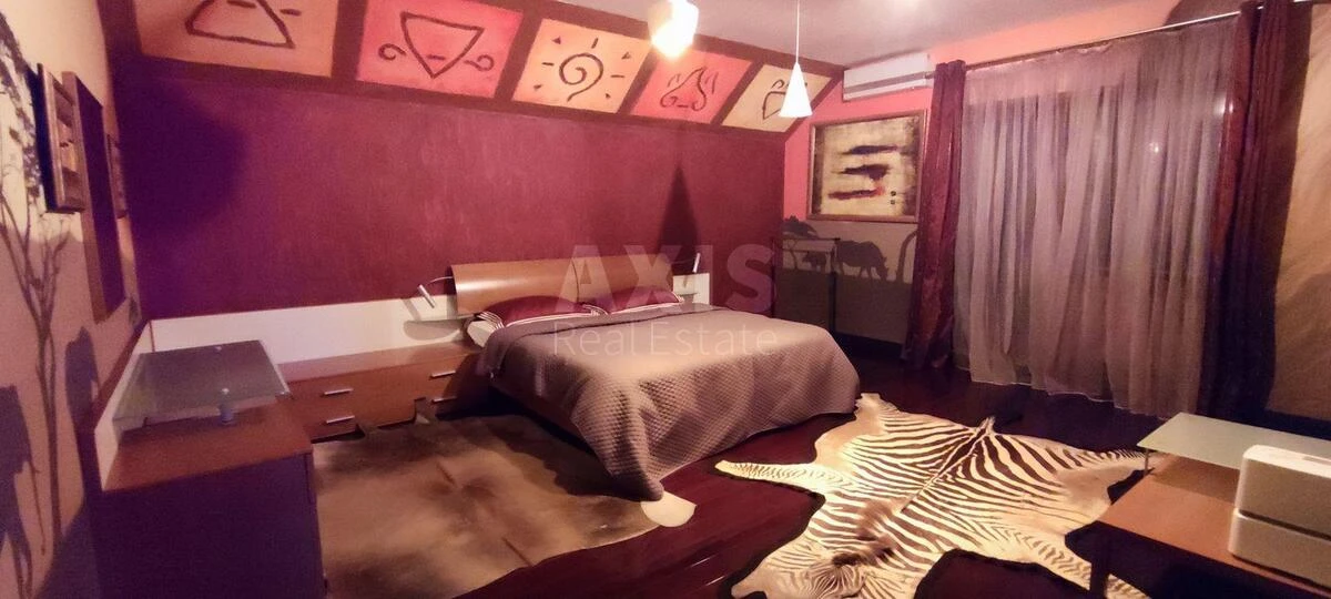 House vul. Entuziastiv, 200m2, Kyiv city505389