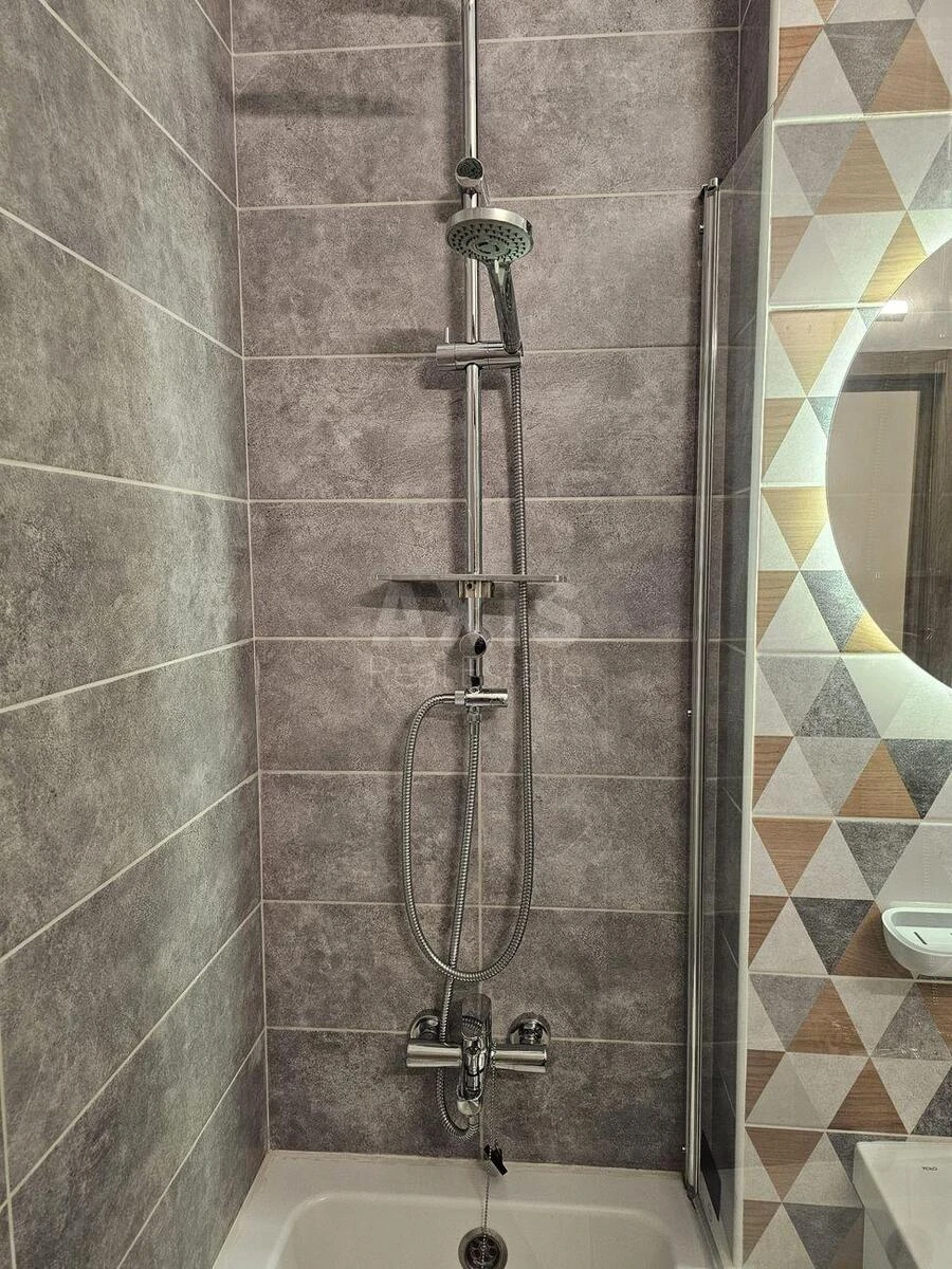 1к квартира ул. Олеся Бердника 1В6730010