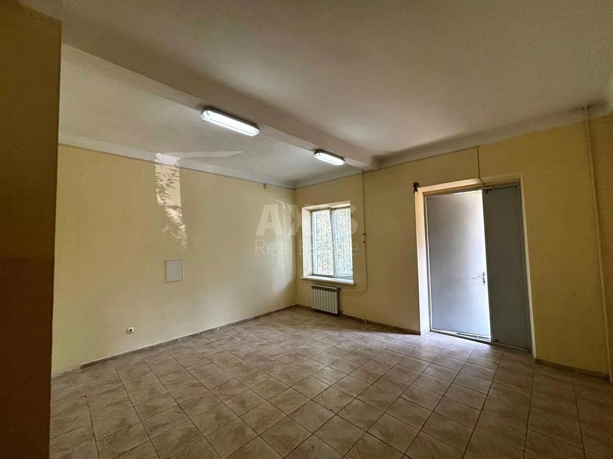 Объект сервиса ул. Дмитрия Багалия 2, 60м2657834