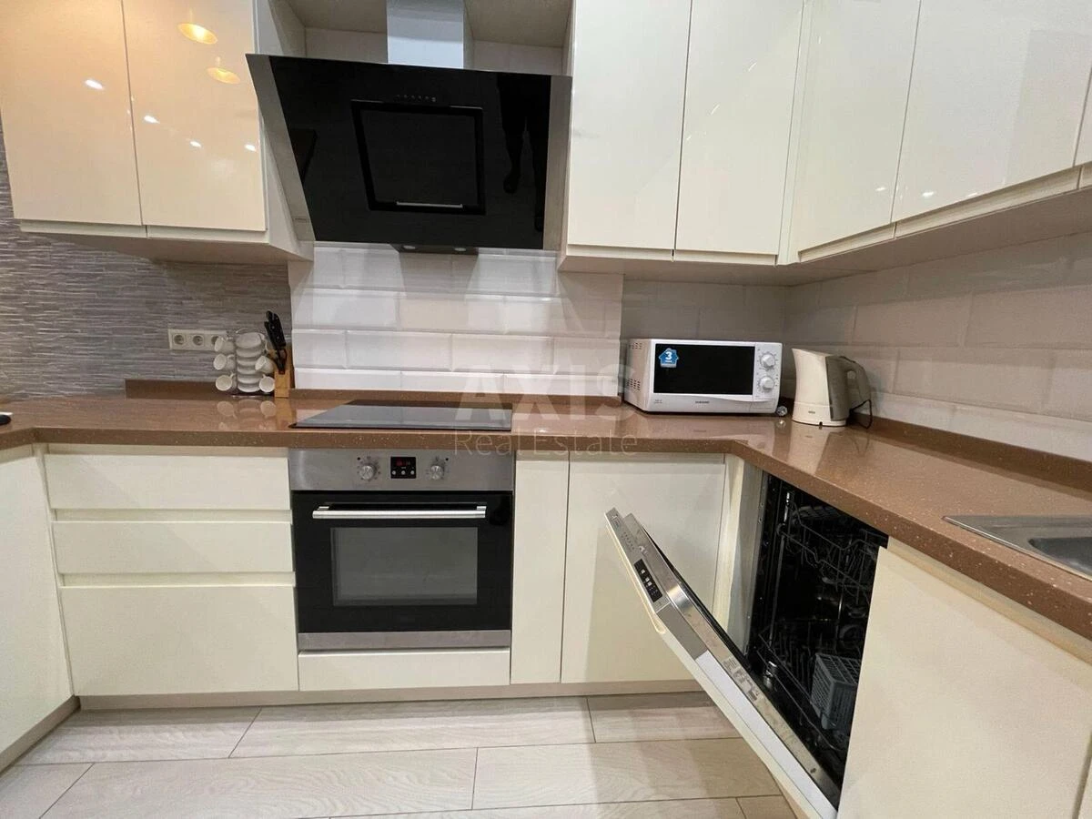 1k apartment vul. Truskavec'ka 4Б60059