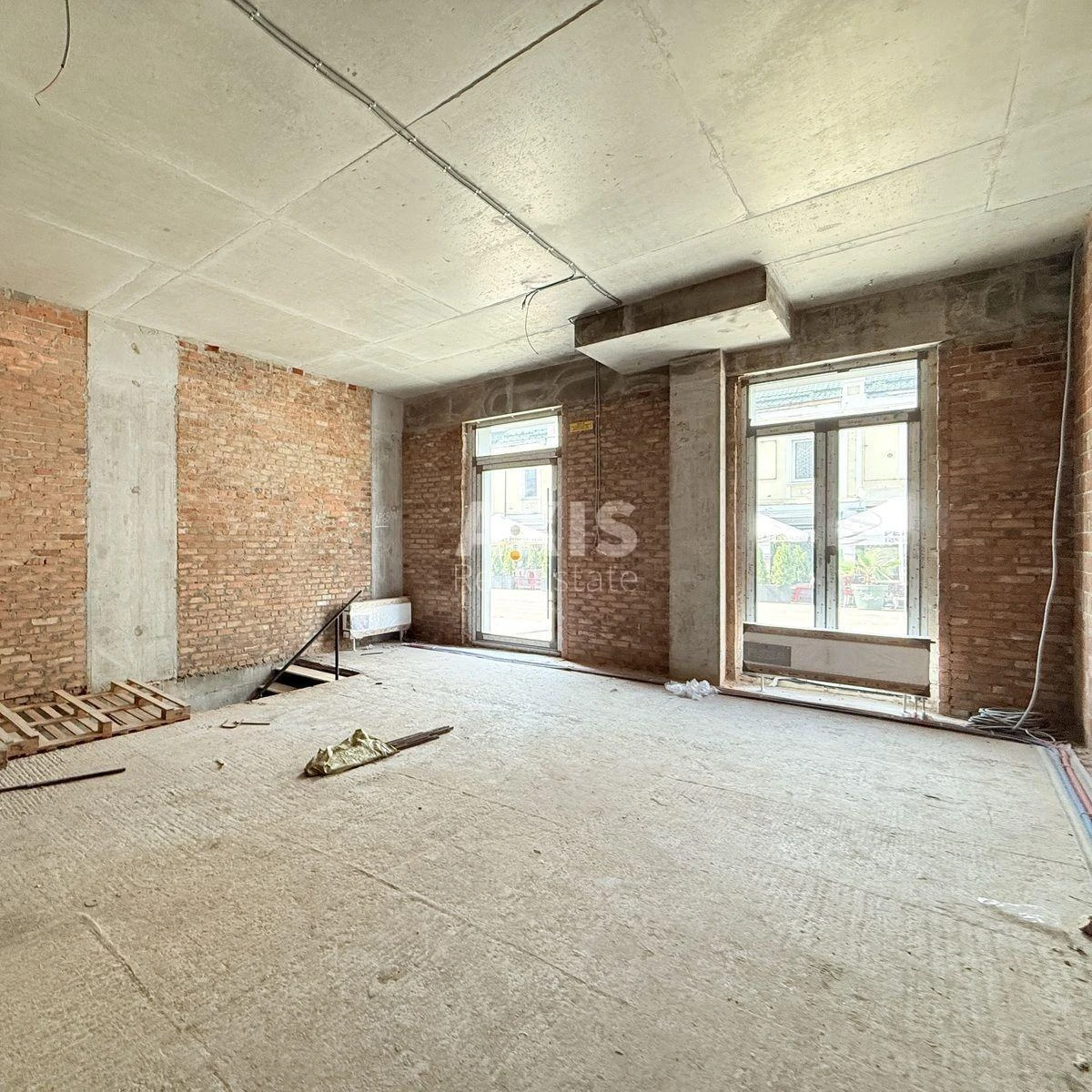 Объект торговли ул. Сагайдачного Петра 18, 197м2571922