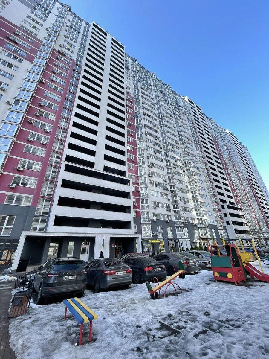 2к квартира ул. Драгоманова 2А7076822