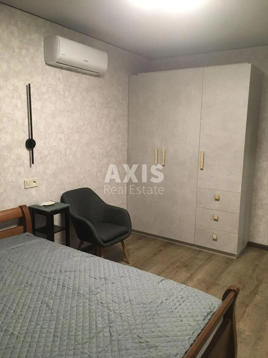 1k apartment vul. Oleksandra Olesja nine A645114