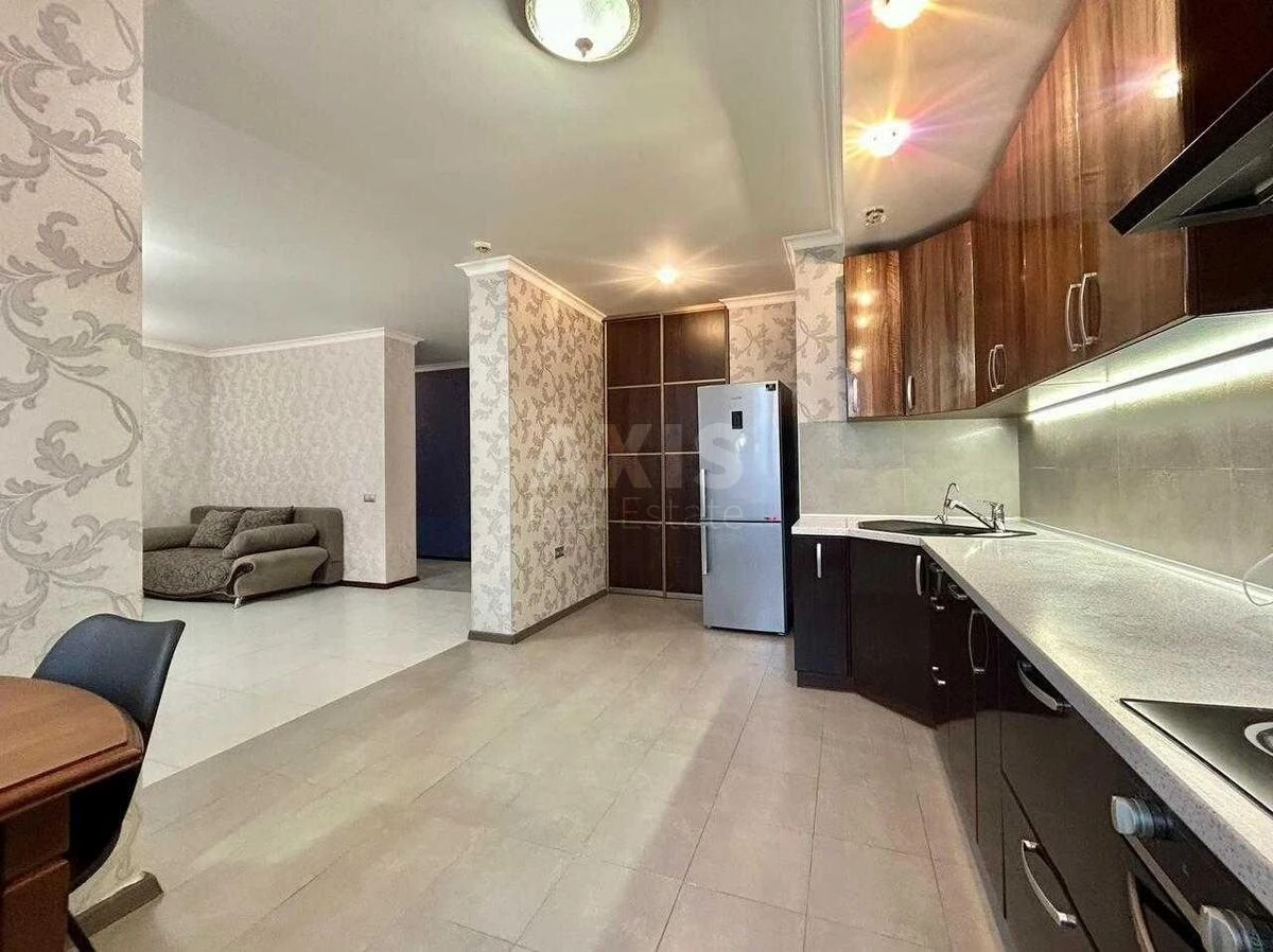 2k apartment vul. Knjazhyj Zaton 21667231