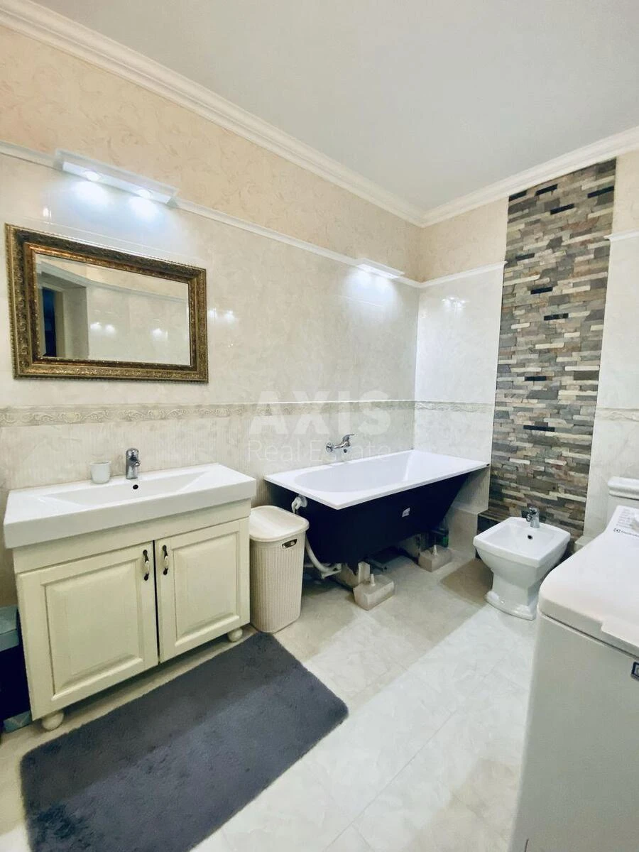3k apartment pr-t Lobanovs'kogo 150Д680364