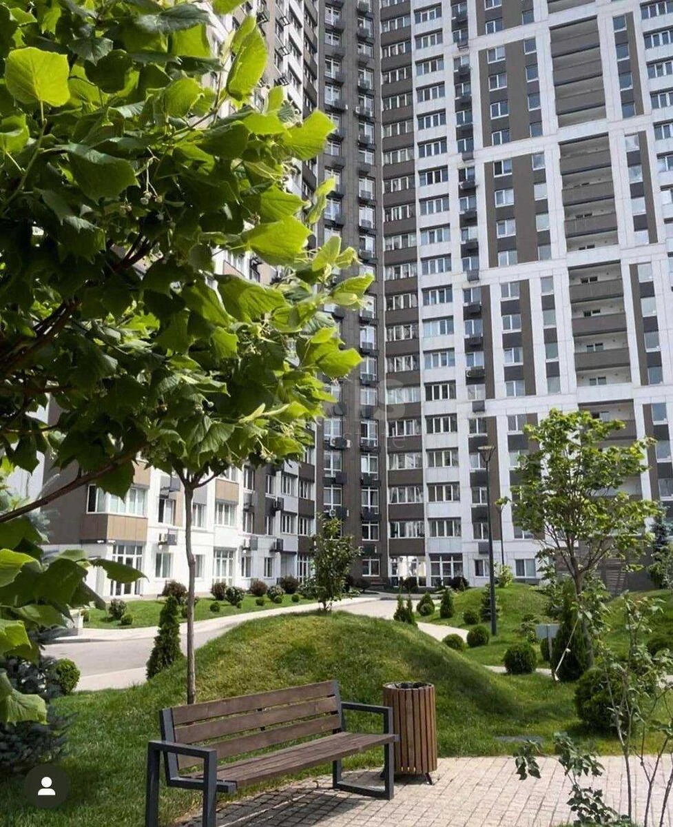3k apartment vul. L'vivs'ka 15665923