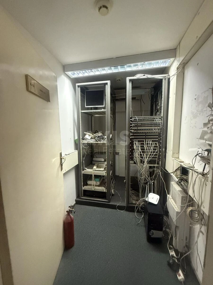 Office vul. Novatoriv 9А, 233m2717447